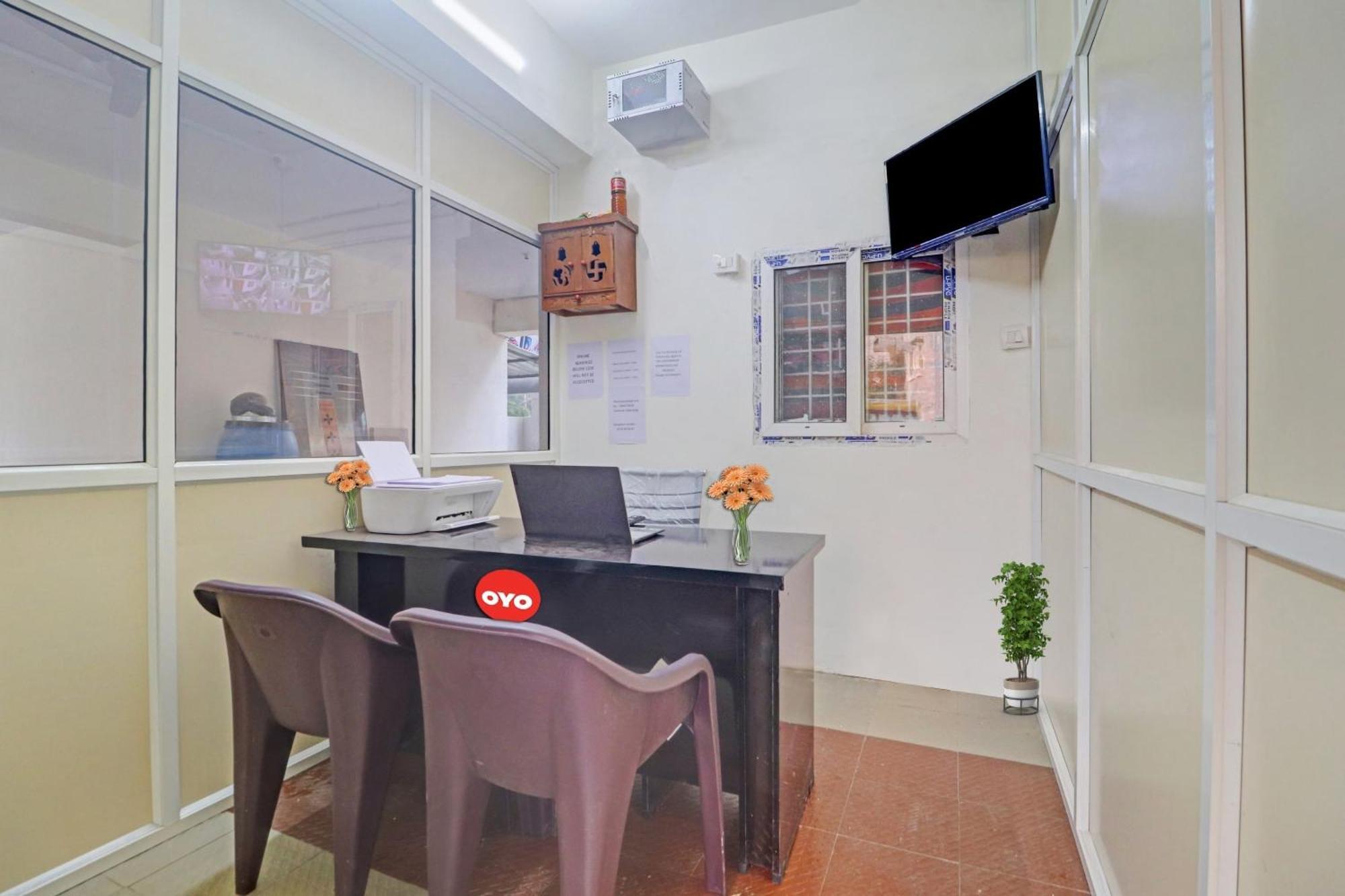 Hotel O Ayyappa Residency Kondapur  Bagian luar foto